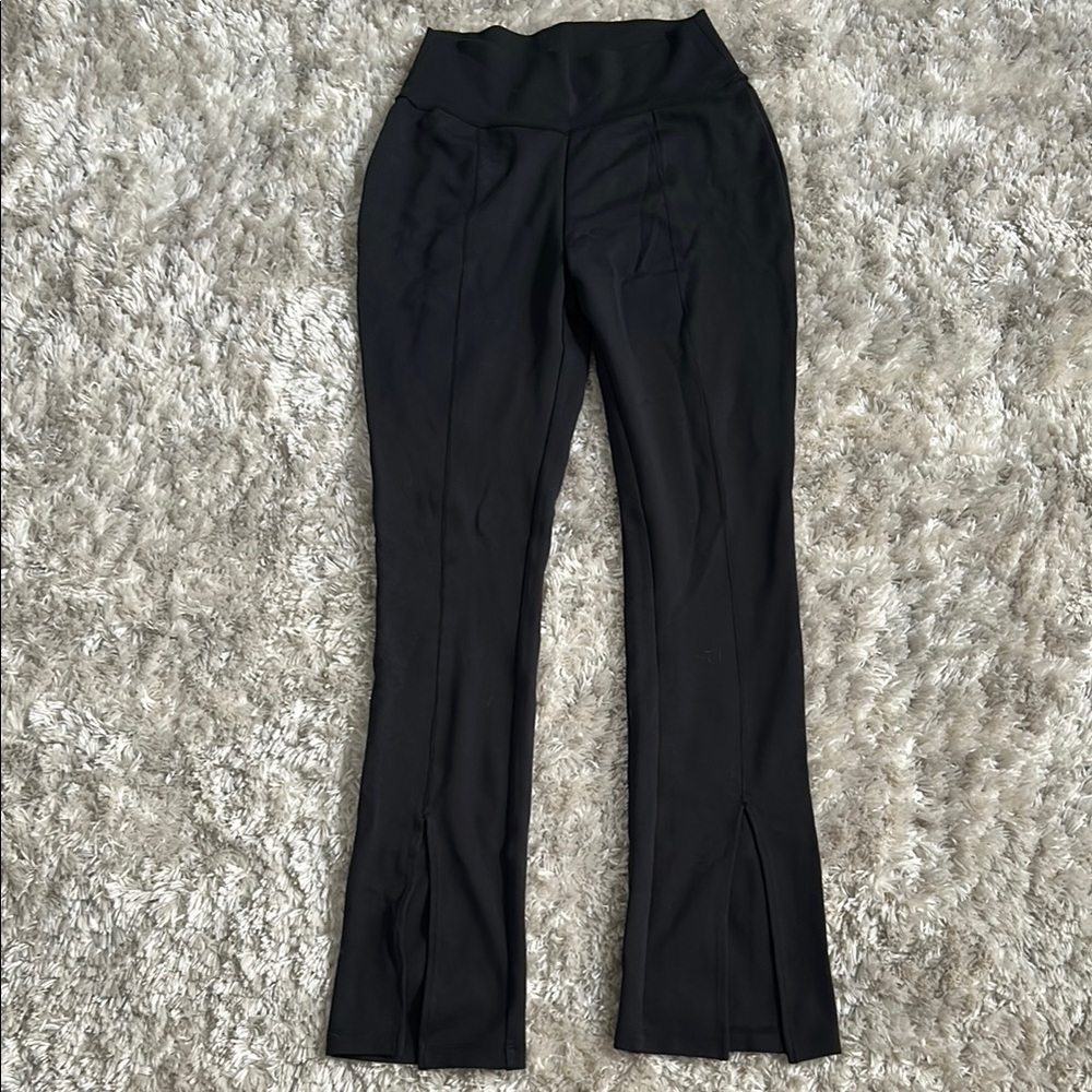 The Drop Black split leg leggings